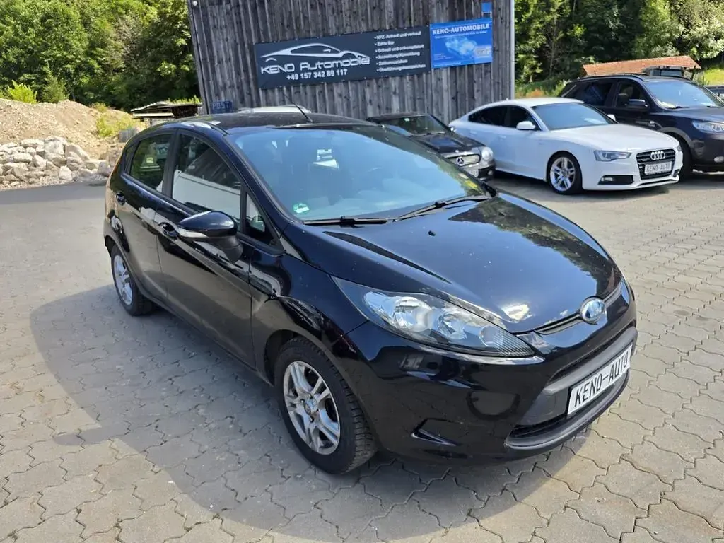 Gebraucht Ford Fiesta Ambiente 60 PS (44 kW) 2010 Schwarz Limousine