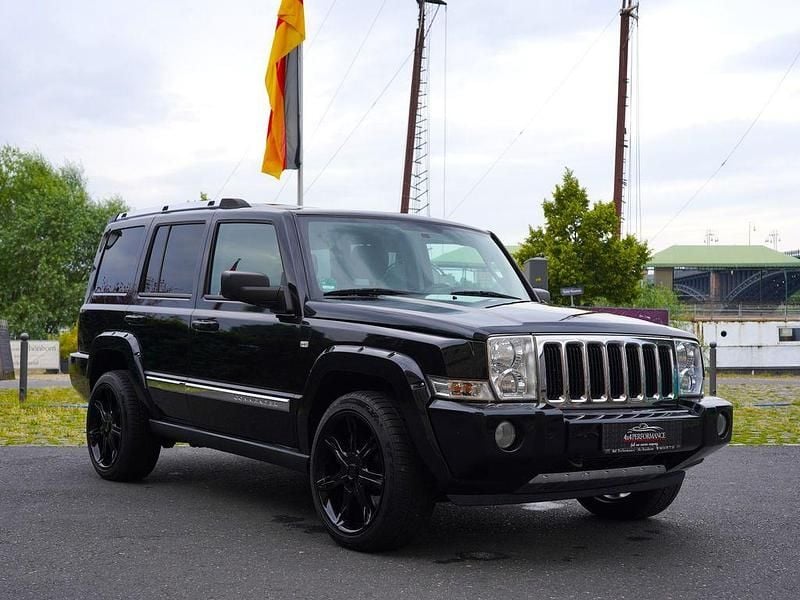 Schwarz Gebraucht 2007 Jeep Commander Limited SUV | 13.995 € (Etwas zu teuer) - Bild 1/4