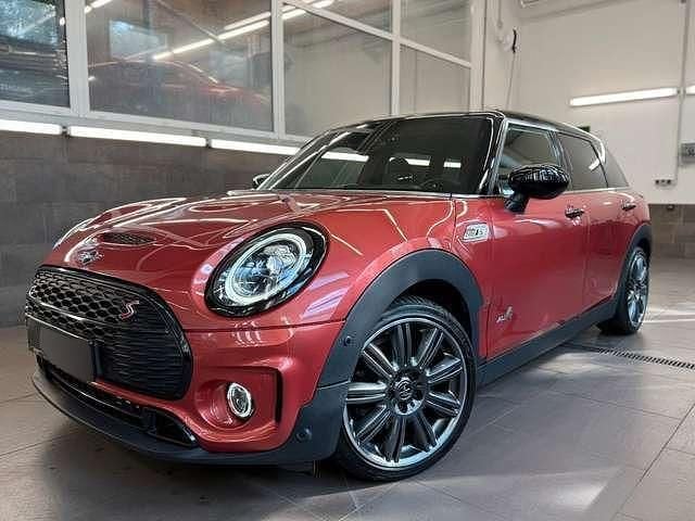 Rot metallic Gebraucht 2020 Mini Cooper SD Clubman Kombi | 26.930 € (Teuer) - Bild 1/1