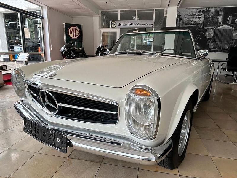 Gebraucht Mercedes 230 150 PS (110 kW) 1966 Weiß Cabrio