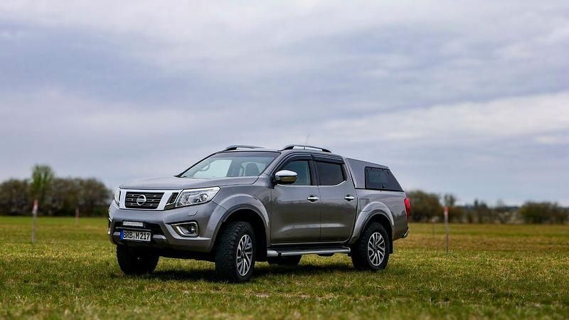 Gebraucht Nissan Navara 190 PS (139 kW) 2016 Grau Pickup