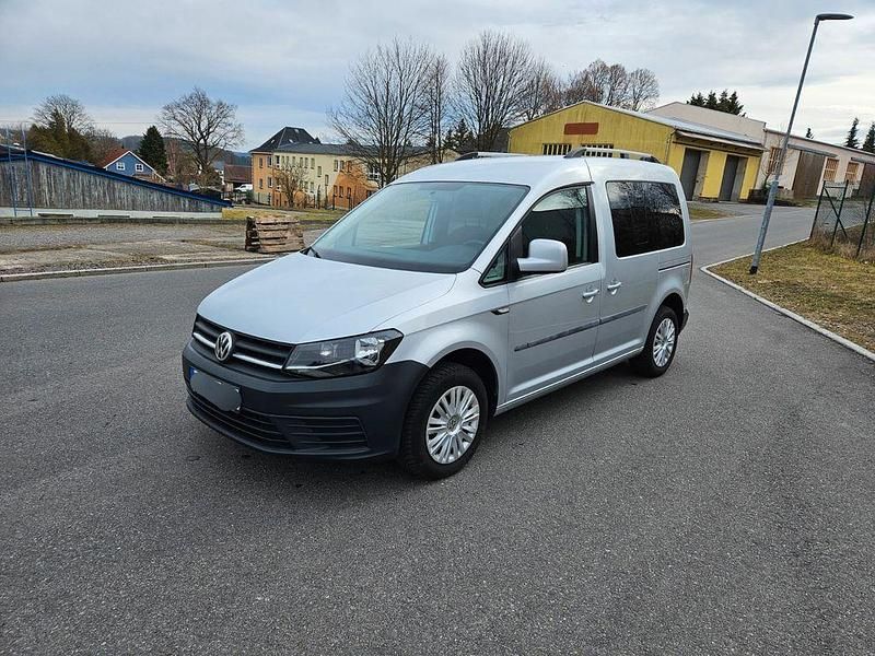 Gebraucht VW Caddy 102 PS (75 kW) 2016 Silber Van / Kleinbus