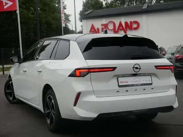 Gebraucht Opel Astra GS Line 131 PS (96 kW) 2025 Weiß Kleinwagen