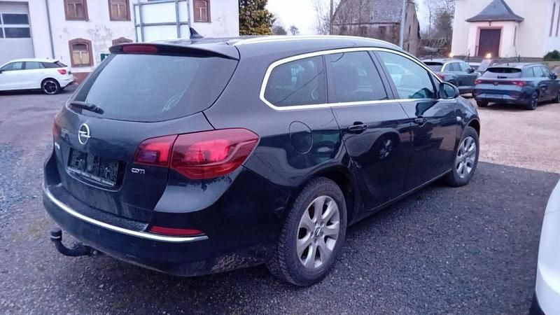 Gebraucht Opel Astra Exklusiv 136 PS (100 kW) 2016 Schwarz Kombi