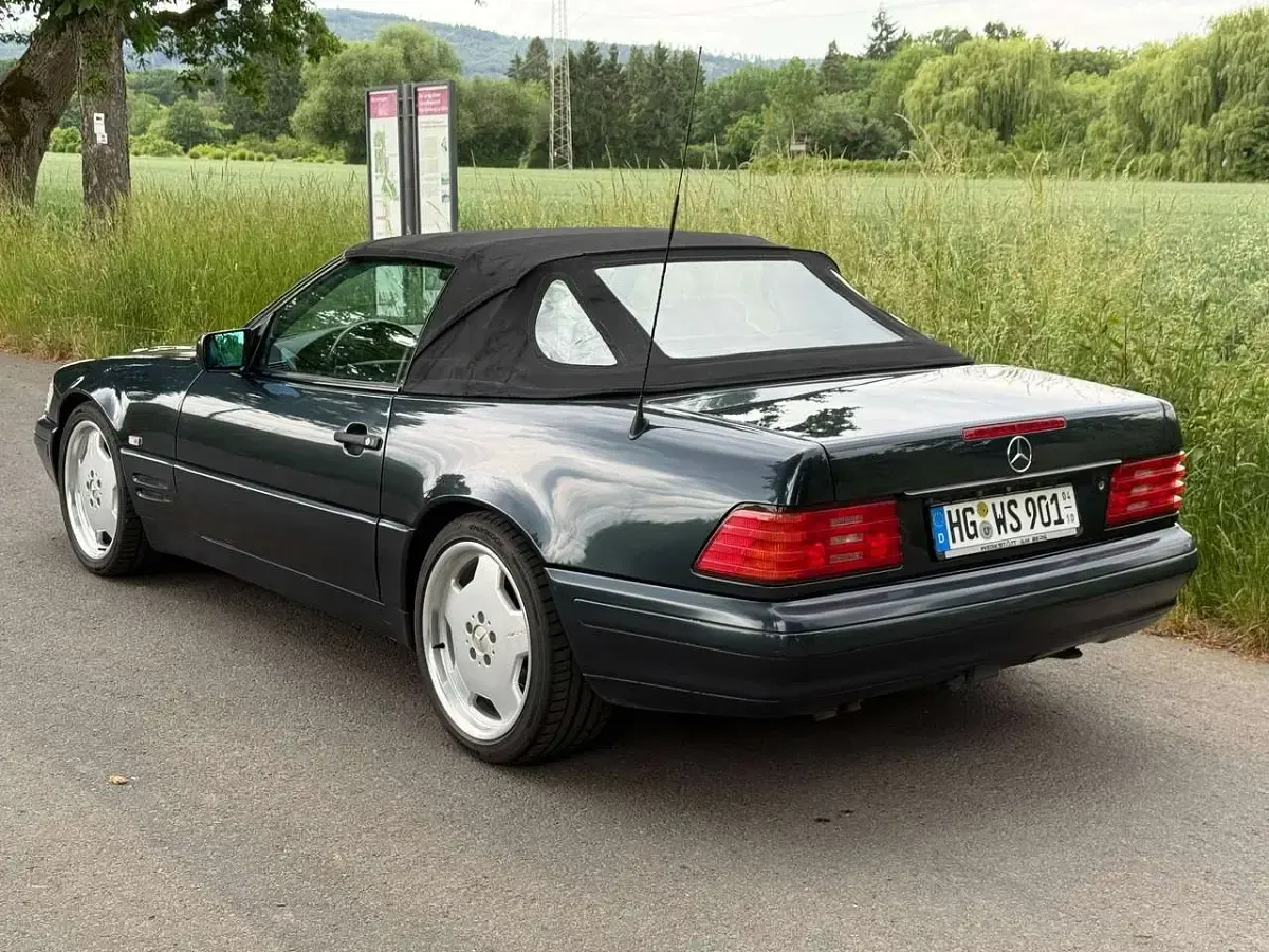 Gebraucht Mercedes SL320 231 PS (169 kW) 1997 Schwarz Cabrio