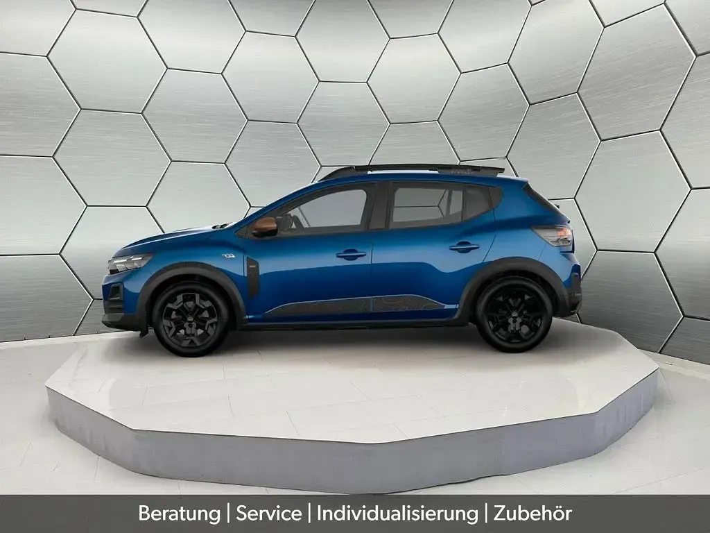 Neu Dacia Sandero Extreme 122 PS (89 kW) 2025 Grün Limousine