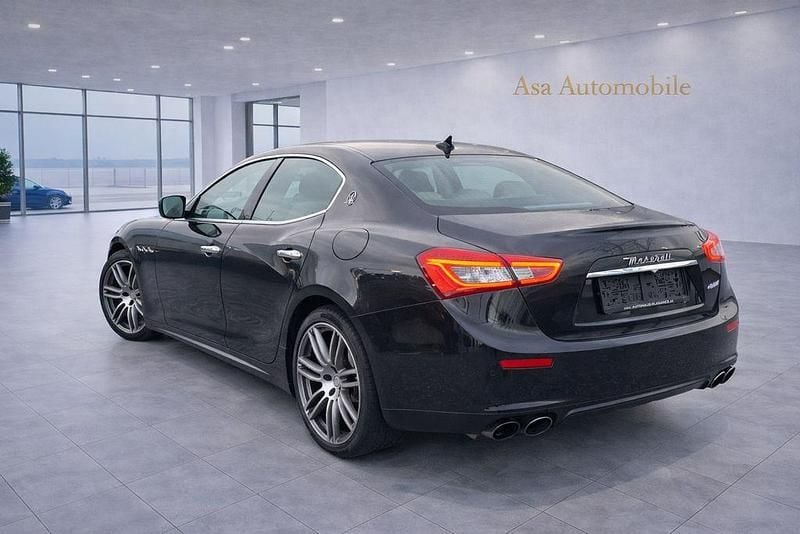 Gebraucht Maserati Ghibli 409 PS (300 kW) 2015 Schwarz Limousine