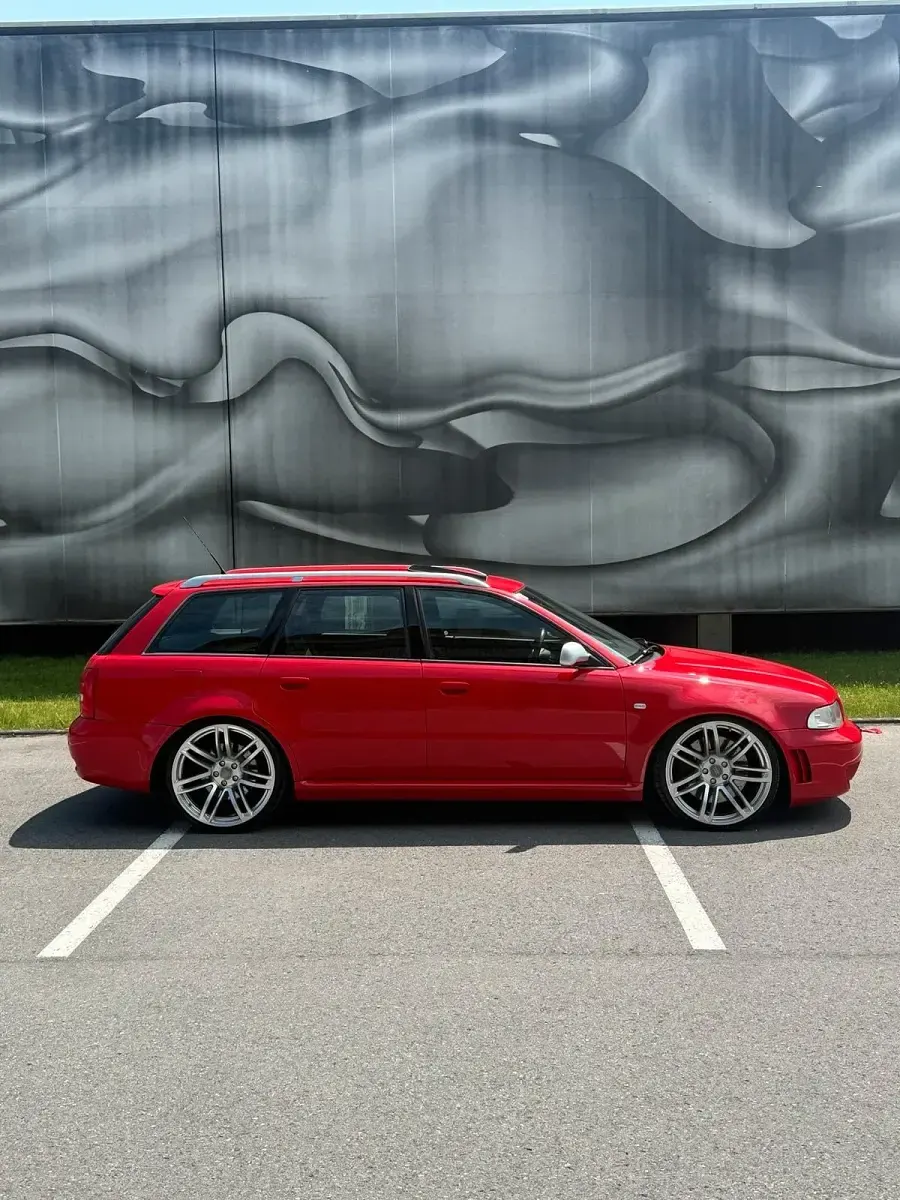 Gebraucht Audi RS4 381 PS (280 kW) 2001 Rot Kombi