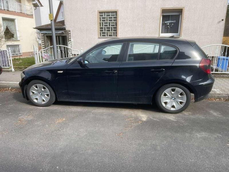 Gebraucht BMW 118 145 PS (106 kW) 2005 Schwarz Kleinwagen