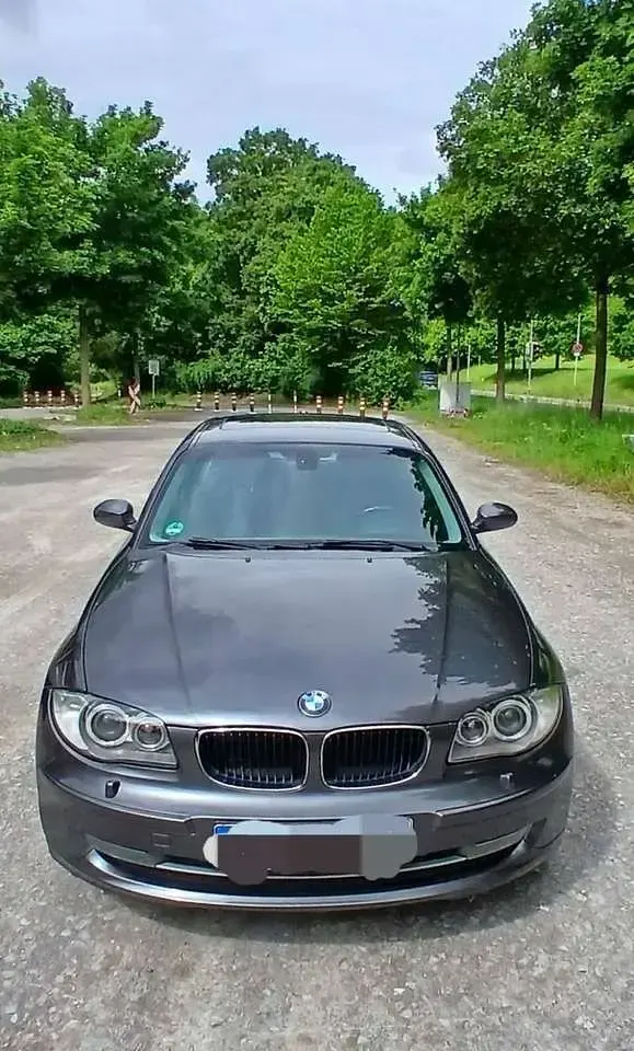 Gebraucht BMW 120 177 PS (130 kW) 2008 Grau Kleinwagen
