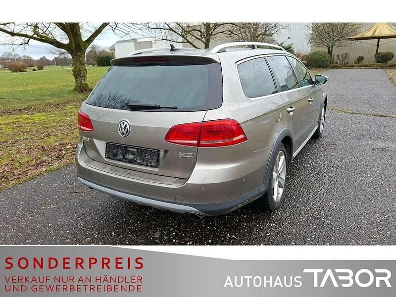 Gebraucht VW Passat Alltrack 177 PS (130 kW) 2013 Light brown metallic Kombi
