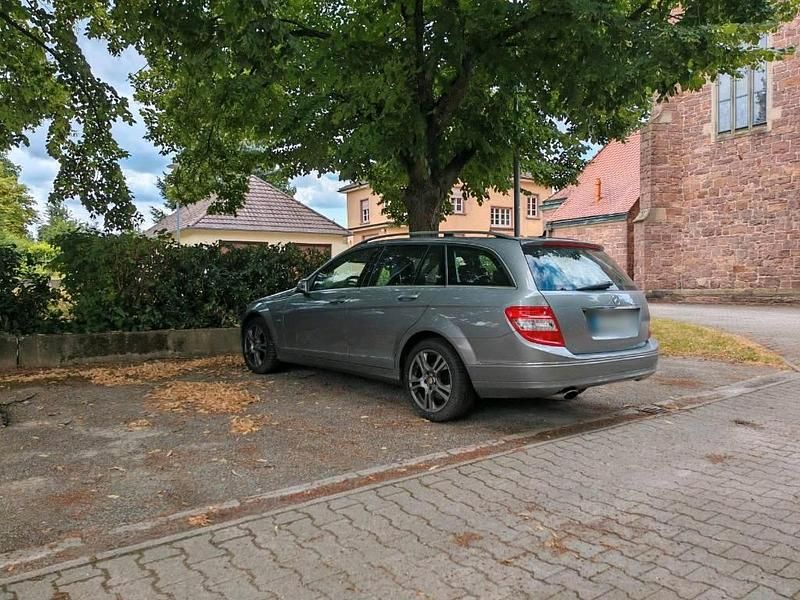 Gebraucht Mercedes C250 204 PS (150 kW) 2010 Silber Kombi