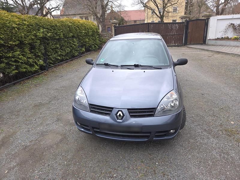 Gebraucht Renault Clio II 75 PS (55 kW) 2007 Blau Kleinwagen