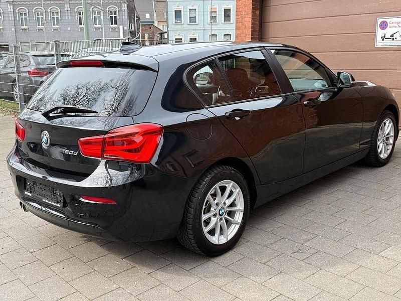 Gebraucht BMW 120 190 PS (139 kW) 2015 Schwarz Kleinwagen