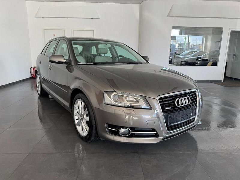 Gebraucht Audi A3 Ambition 140 PS (102 kW) 2011 Grau Kleinwagen