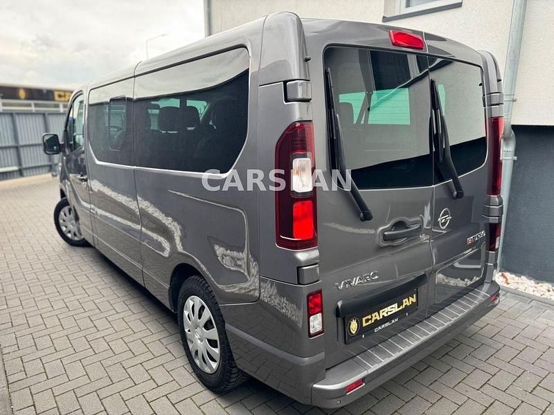 Gebraucht Opel Vivaro 120 PS (88 kW) 2015 Grau Van / Kleinbus