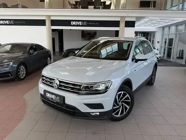 Używany VW Tiguan Join 294 KM (216 kW) 2018 Srebrny SUV
