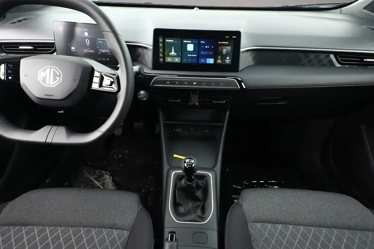 Neu MG MG3 Comfort 116 PS (85 kW) 2025 Schwarz Kleinwagen