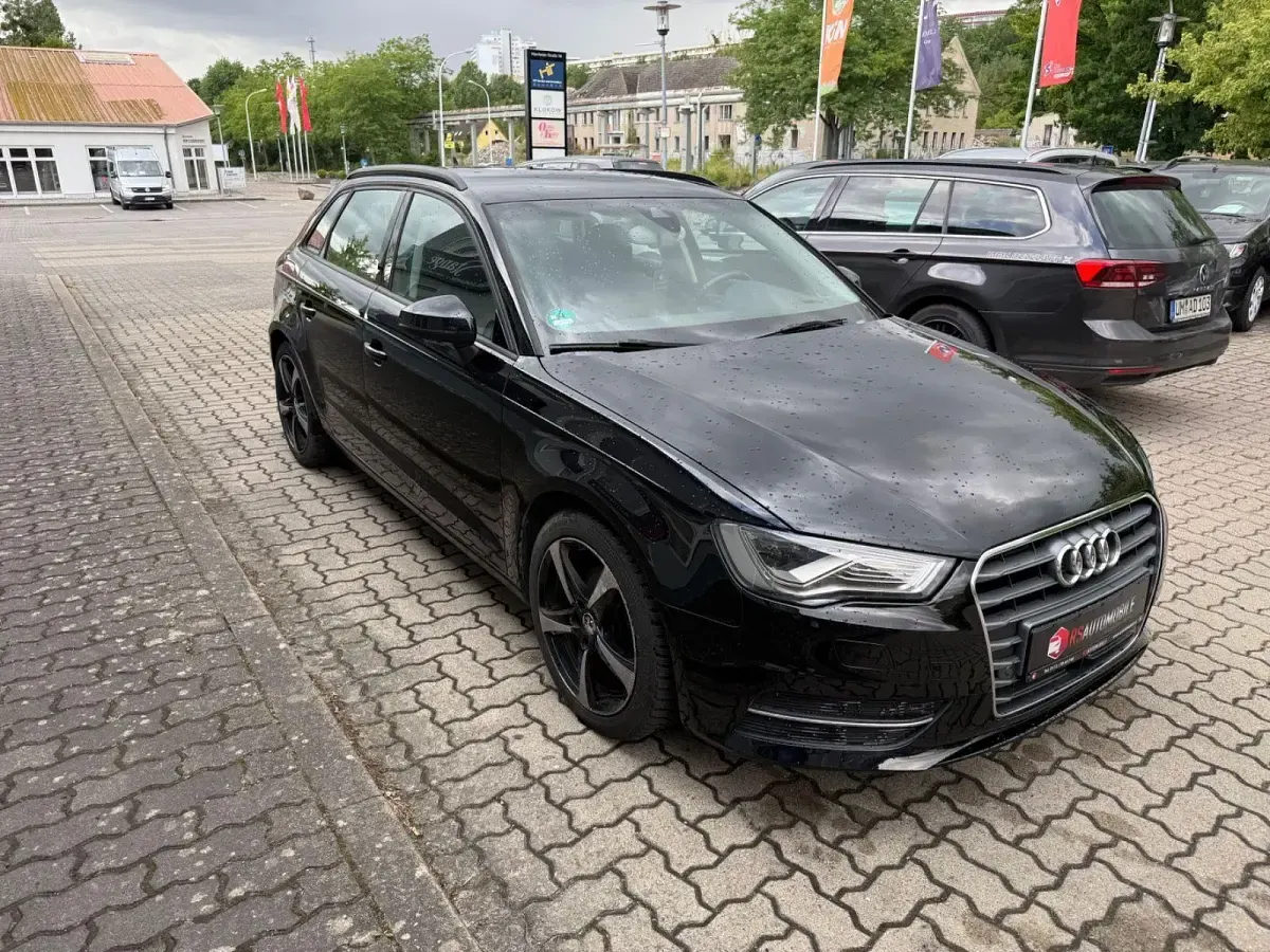 Gebraucht Audi A3 Ambition 122 PS (89 kW) 2014 Schwarz Kombi