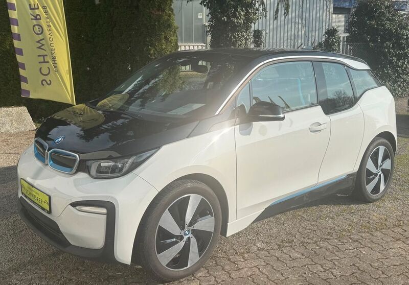 Weiß Gebraucht 2020 BMW i3 Basis Kleinwagen | 17.200 € (Etwas zu teuer) - Bild 1/4