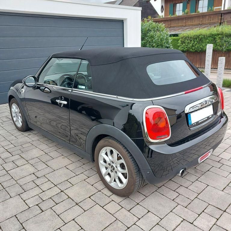 Second-hand Mini Cooper 136 CP (100 kW) 2017 Negru Hatchback