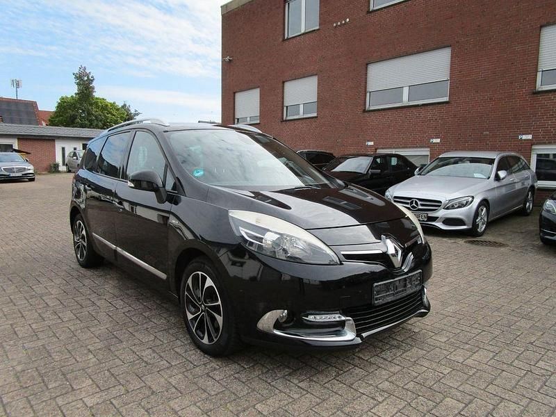 Schwarz Gebraucht 2014 Renault Scénic III Bose Edition Van / Kleinbus | 5.950 € (Fairer Preis) - Bild 1/4