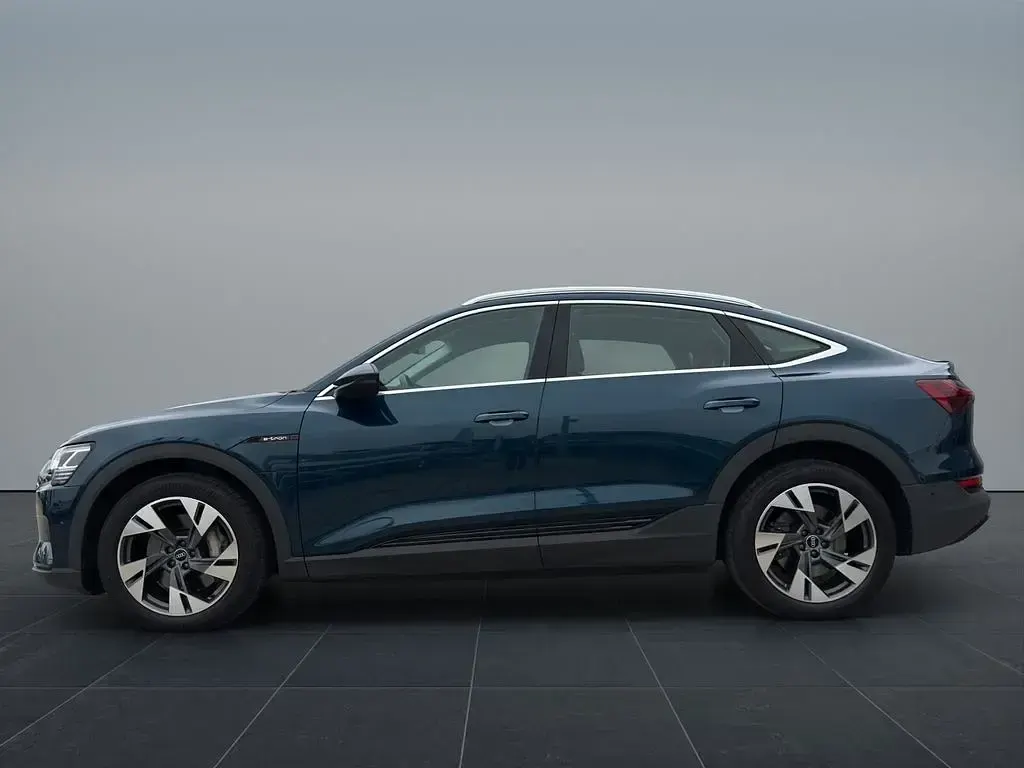 Gebraucht Audi e-tron Sportback Sport 300 kW (408 PS) 2023 Blau SUV