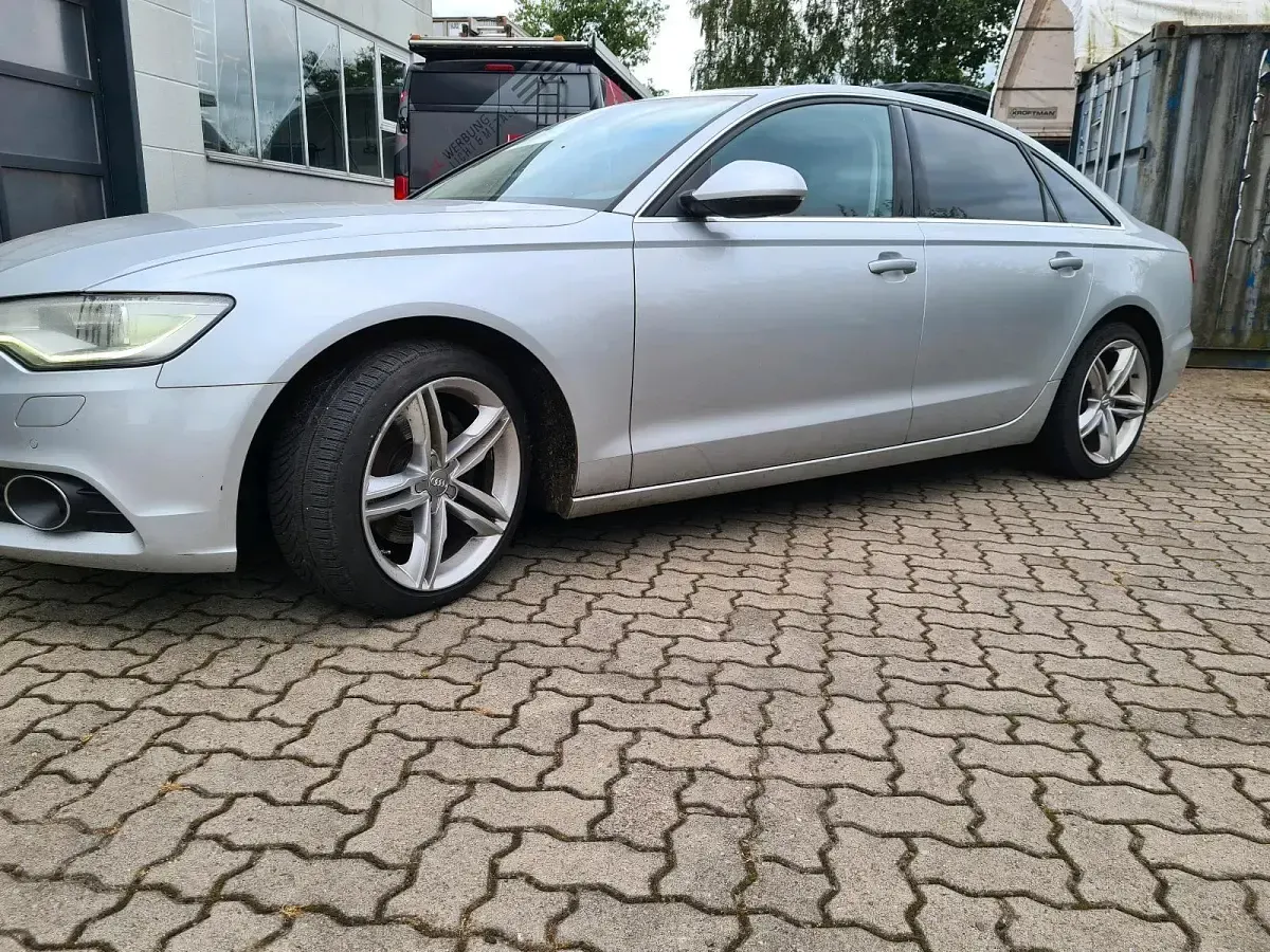 Gebraucht Audi A6 204 PS (150 kW) 2013 Grau Limousine