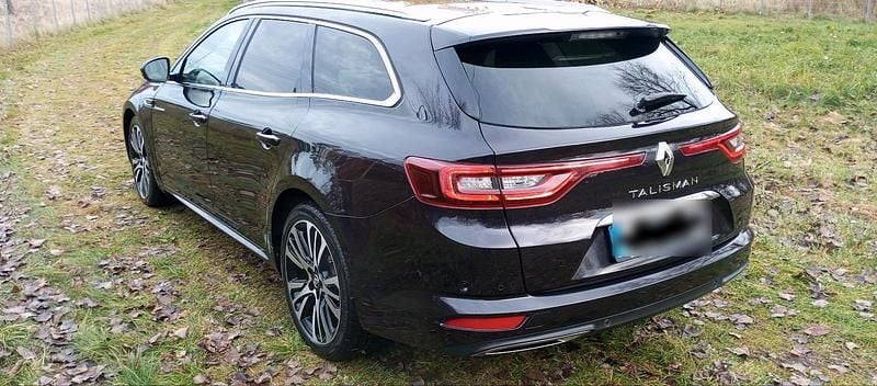 Gebraucht Renault Talisman Initiale Paris 160 PS (117 kW) 2017 Schwarz Kombi