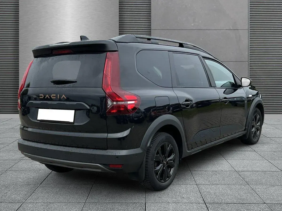 Gebraucht Dacia Jogger Extreme 101 PS (74 kW) 2024 Perlmuttschwarz Van / Kleinbus