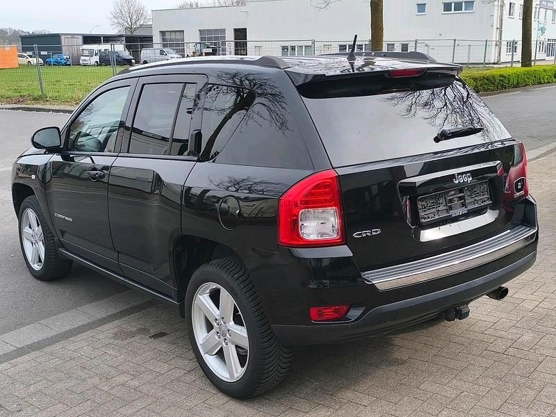 Second-hand Jeep Compass Limited 163 CP (119 kW) 2012 Negru SUV