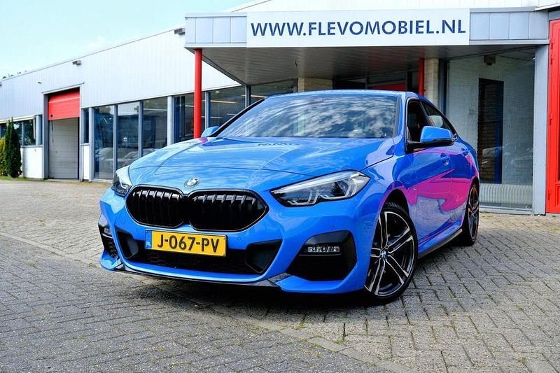 Blau Gebraucht 2020 BMW 218 M Sport Coupé | 17.449 € (Guter Preis) - Bild 1/4
