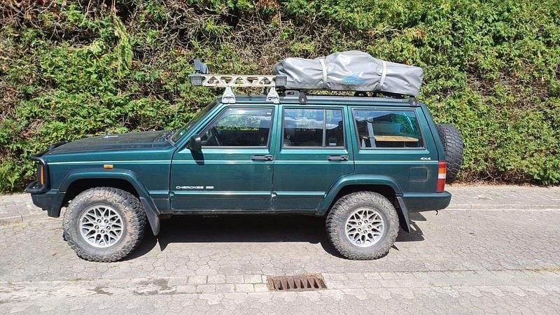Second-hand Jeep Cherokee 1998 Verde SUV