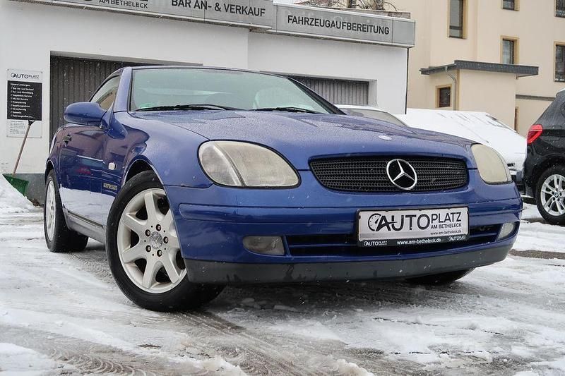 Gebraucht Mercedes SLK230 193 PS (141 kW) 1998 Blau Cabrio