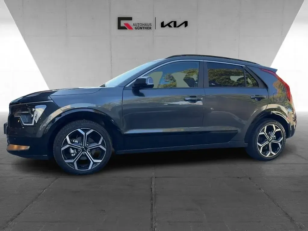 Neu Kia Niro Spirit 129 PS (94 kW) 2026 Grau SUV