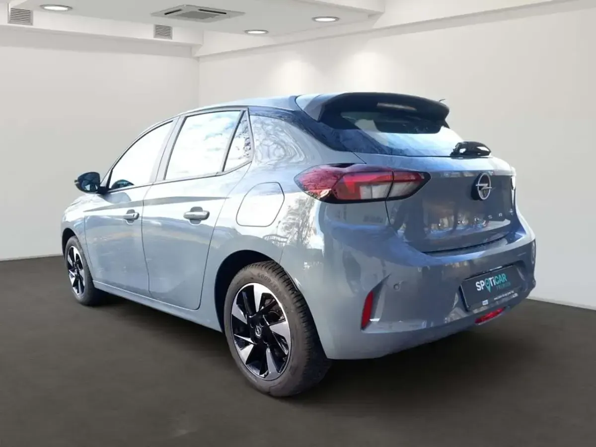 Gebraucht Opel Corsa-e 100 kW (136 PS) 2023 Grafik grau Kleinwagen
