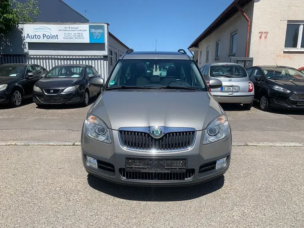 Gebraucht Skoda Roomster Scout Plus Edition 105 PS (77 kW) 2009 Beige Kombi