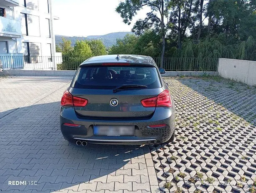 Gebraucht BMW 120 Urban Line 190 PS (139 kW) 2016 Grau Kleinwagen