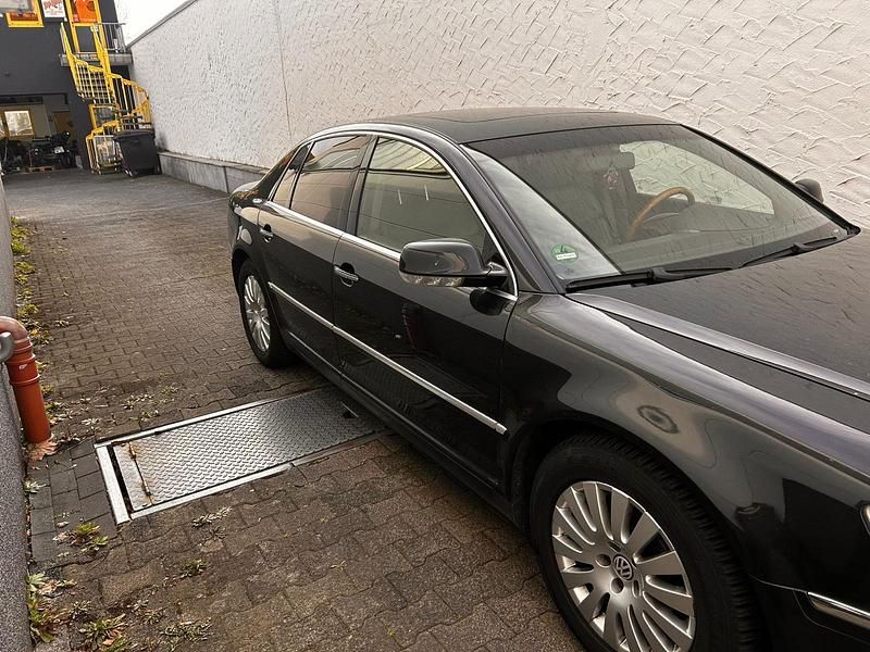Gebraucht VW Phaeton 224 PS (164 kW) 2006 Schwarz Limousine