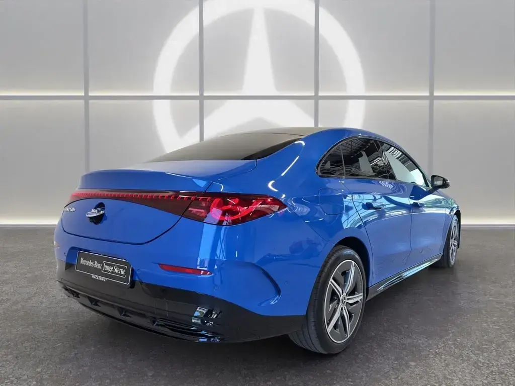 Gebraucht Mercedes CLA 250+ AMG line 200 kW (272 PS) 2025 Blau Limousine