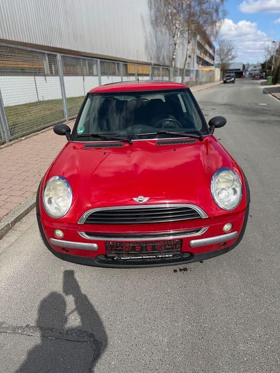 Gebraucht Mini ONE 90 PS (66 kW) 2002 Rot Kleinwagen