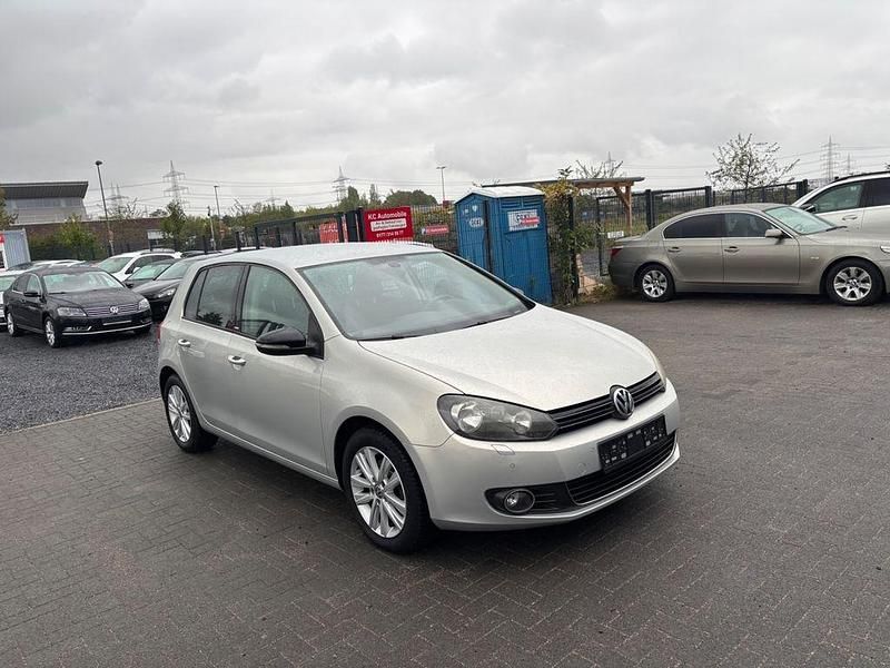 Gold Gebraucht 2012 VW Golf VI Style Limousine | 5.999 € (Fairer Preis) - Bild 1/4