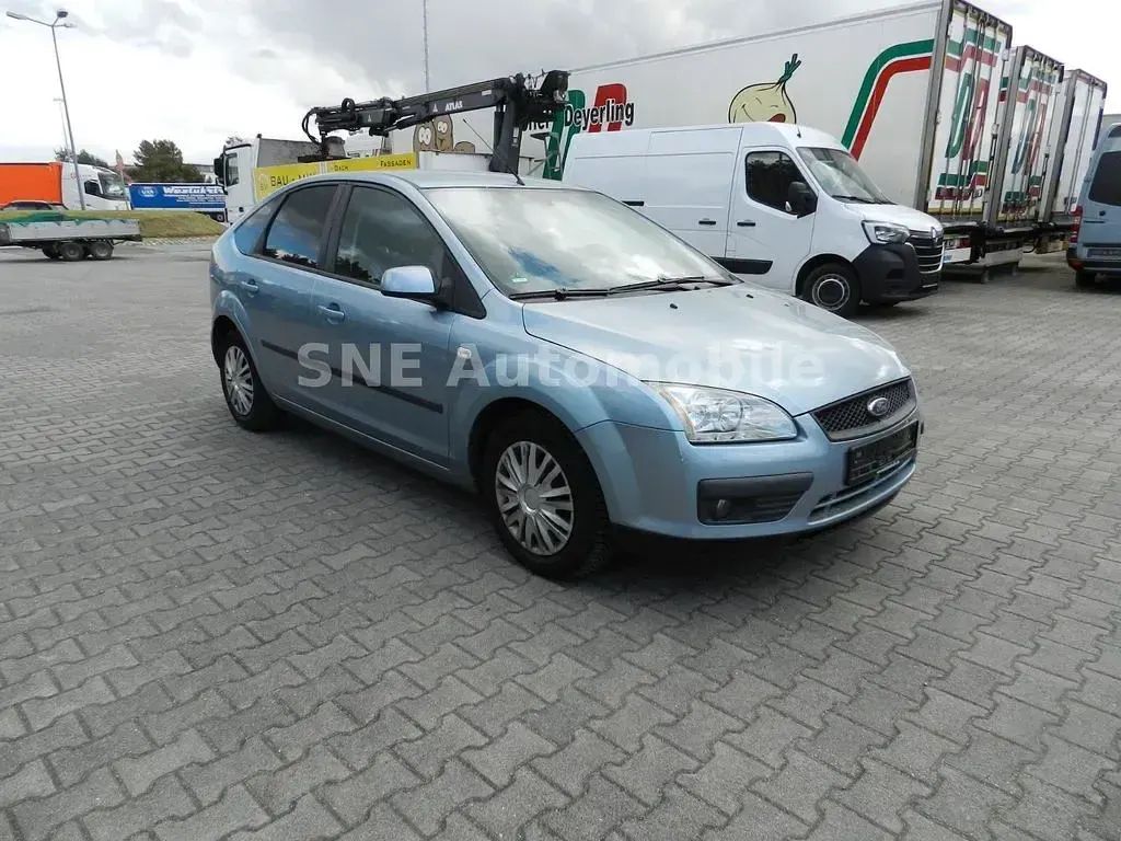 Gebraucht Ford Focus Fun X 101 PS (74 kW) 2007 Blau Limousine