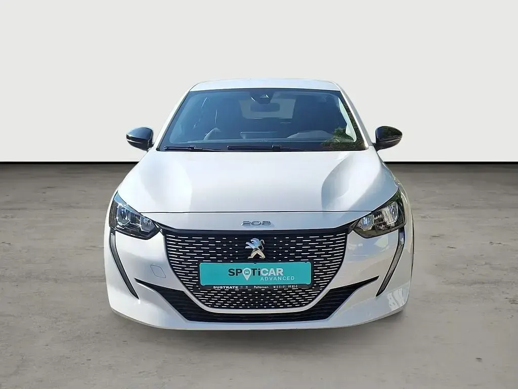 Gebraucht Peugeot e-208 Active 100 kW (136 PS) 2023 Weiß Kleinwagen