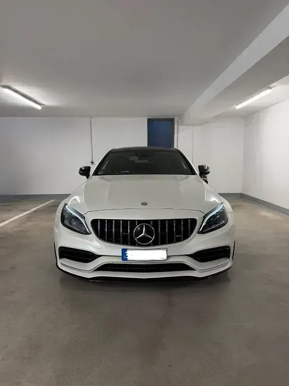 Gebraucht Mercedes C63 AMG AMG 476 PS (350 kW) 2019 Weiß Coupé