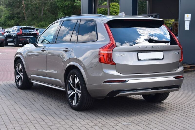 Gebraucht Volvo XC90 R-Design 235 PS (172 kW) 2022 Pebble grey / metallic SUV