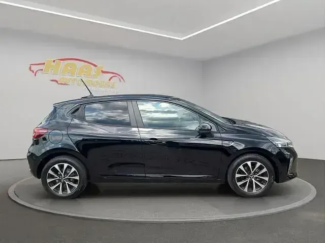 Gebraucht Mitsubishi Colt Plus 91 PS (66 kW) 2025 Schwarz Limousine