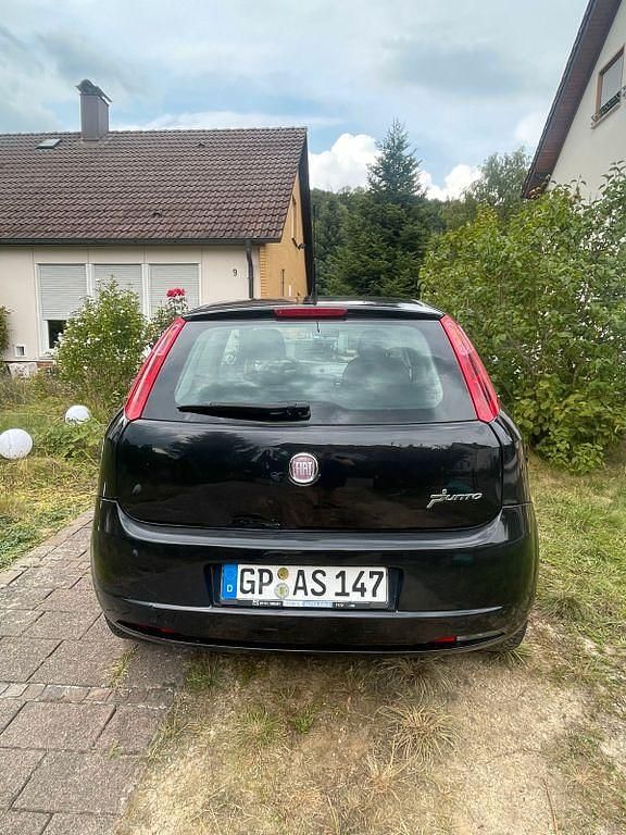 Gebraucht Fiat Punto 77 PS (56 kW) 2009 Schwarz Kleinwagen