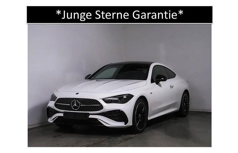 Gebraucht Mercedes CLE300 AMG 204 PS (150 kW) 2024 Polar white Coupé