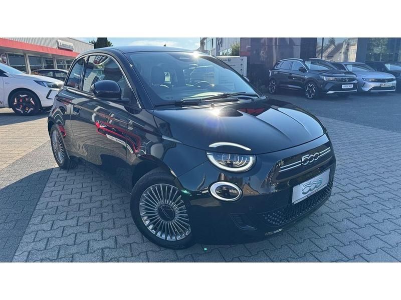 Neu Fiat 500e Red 69 kW (95 PS) 2025 Schwarz Kleinwagen